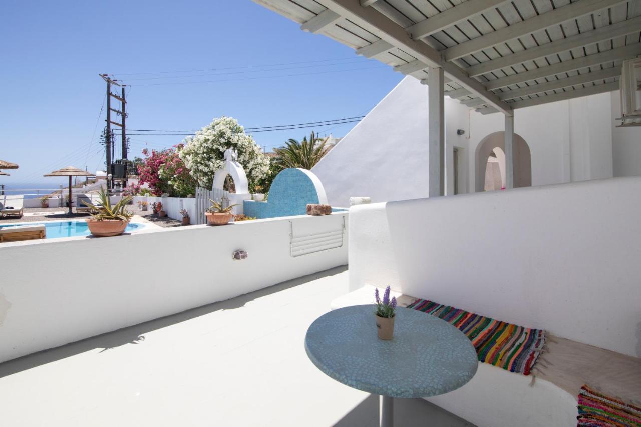 Thira'S Dolphin Aparthotel Ακρωτήρι Εξωτερικό φωτογραφία