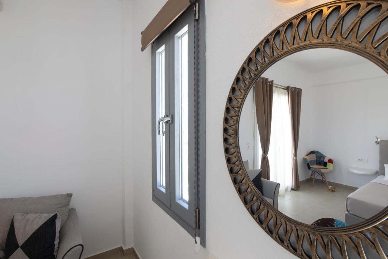 Thira'S Dolphin Aparthotel Ακρωτήρι Εξωτερικό φωτογραφία