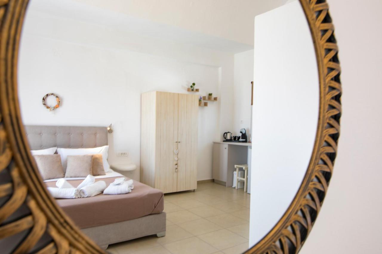 Thira'S Dolphin Aparthotel Ακρωτήρι Εξωτερικό φωτογραφία