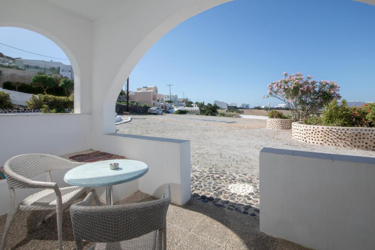 Thira'S Dolphin Aparthotel Ακρωτήρι Εξωτερικό φωτογραφία