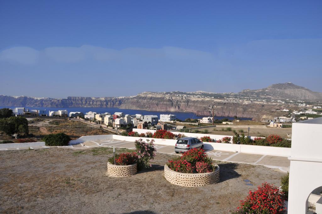 Thira'S Dolphin Aparthotel Ακρωτήρι Εξωτερικό φωτογραφία