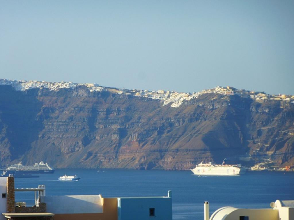 Thira'S Dolphin Aparthotel Ακρωτήρι Εξωτερικό φωτογραφία