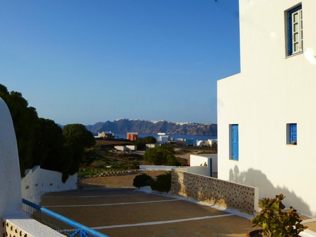 Thira'S Dolphin Aparthotel Ακρωτήρι Εξωτερικό φωτογραφία
