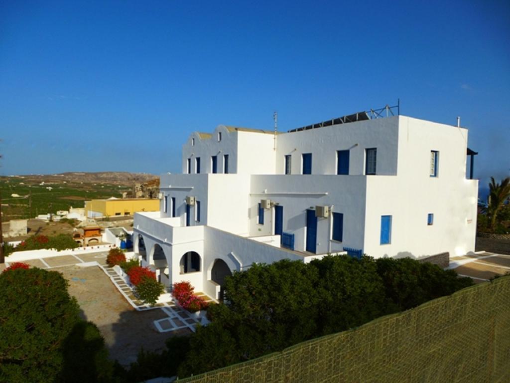 Thira'S Dolphin Aparthotel Ακρωτήρι Εξωτερικό φωτογραφία