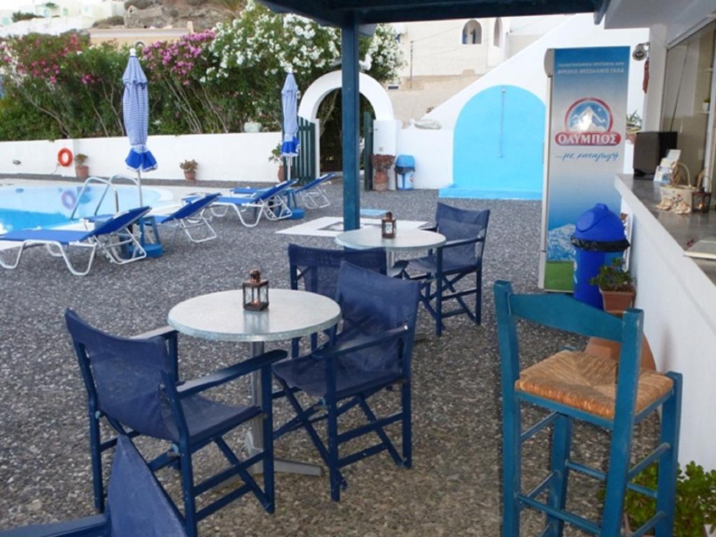 Thira'S Dolphin Aparthotel Ακρωτήρι Εξωτερικό φωτογραφία